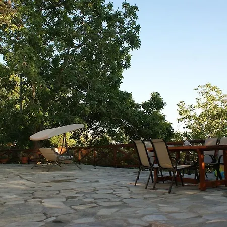 Pelion Kallisti * Pinakátai